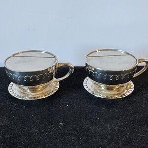 Godinger Teacup Photo Holders - A Pair of Elegant Prisms Display Memories